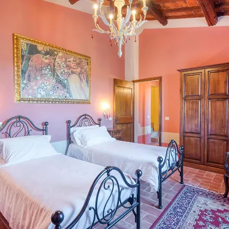 Holiday home Cinque Querci, Lucignano *