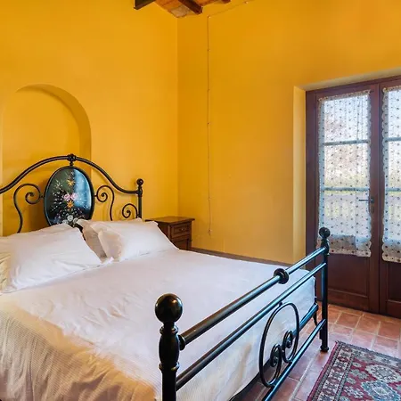 Cinque Querci, Lucignano Holiday home *
