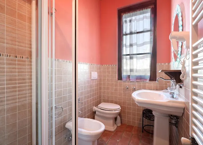 Cinque Querci, Lucignano * Pieve Vecchia